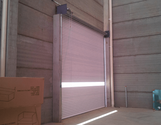 Puerta enrollable Visoflex resistente a grandes presiones externas